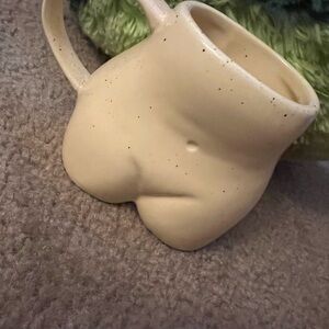 Unique Cream Ceramic Bath & Body Mug with Nose Design